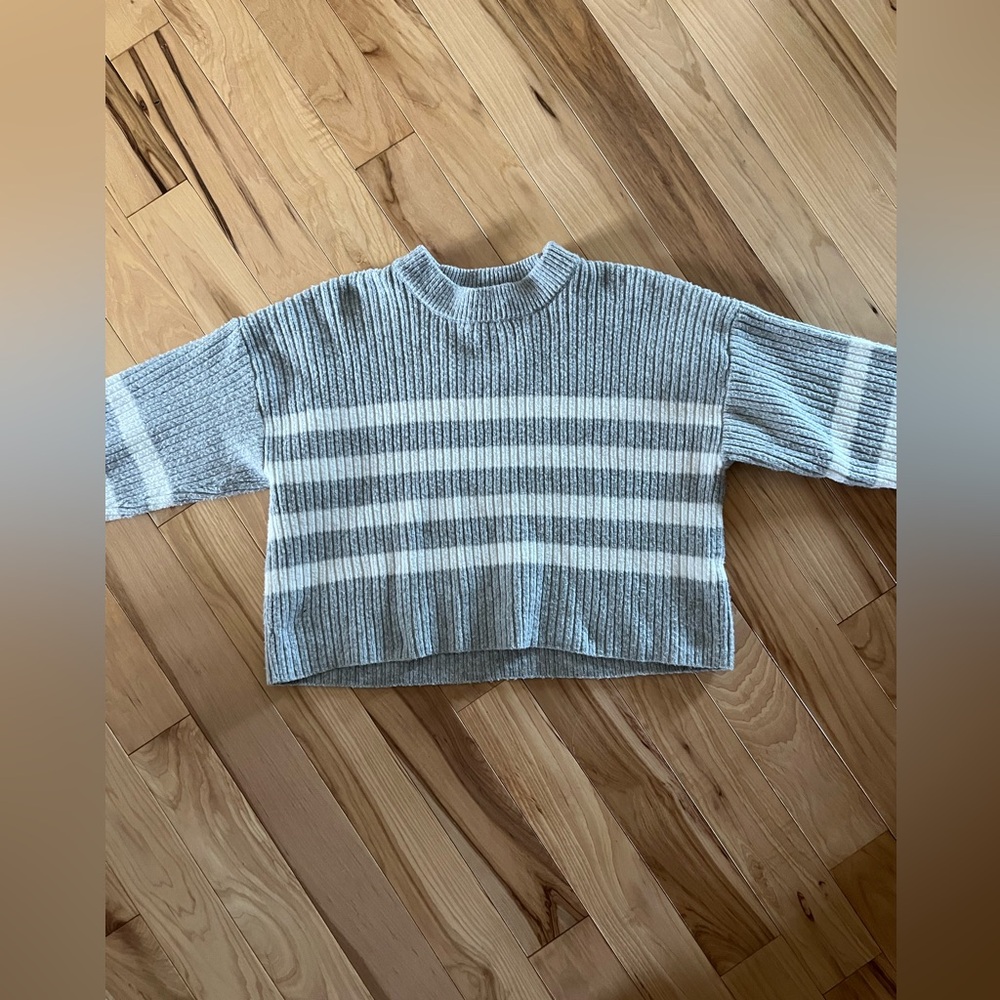 Women’s Cropped Striped Sweater